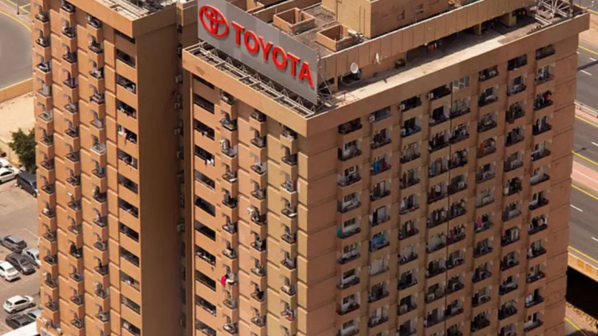 Dubai’s Iconic Toyota Building to Be Demolished After 50 Years