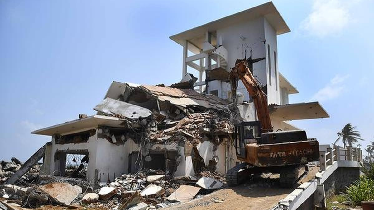 Chennai ECR Crackdown: 21 Sea-Facing Bungalows and Villas Face Eviction Over CRZ Violations