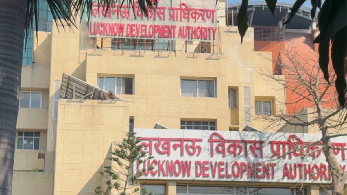 LDA Action in Lucknow Seals 14 Illegal Buildings and Demolishes 13 Unauthorised Plottings