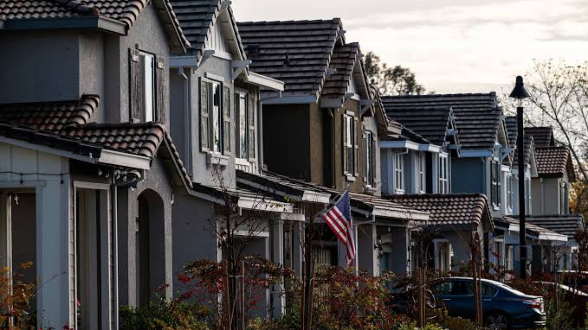 US Housing Market Gives Buyers More Leverage as Inventory Rises
