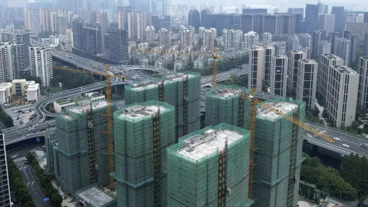 Singapore Land Deal Faces Billion Dollar Tax Hurdle That Could Reshape Property Valuation