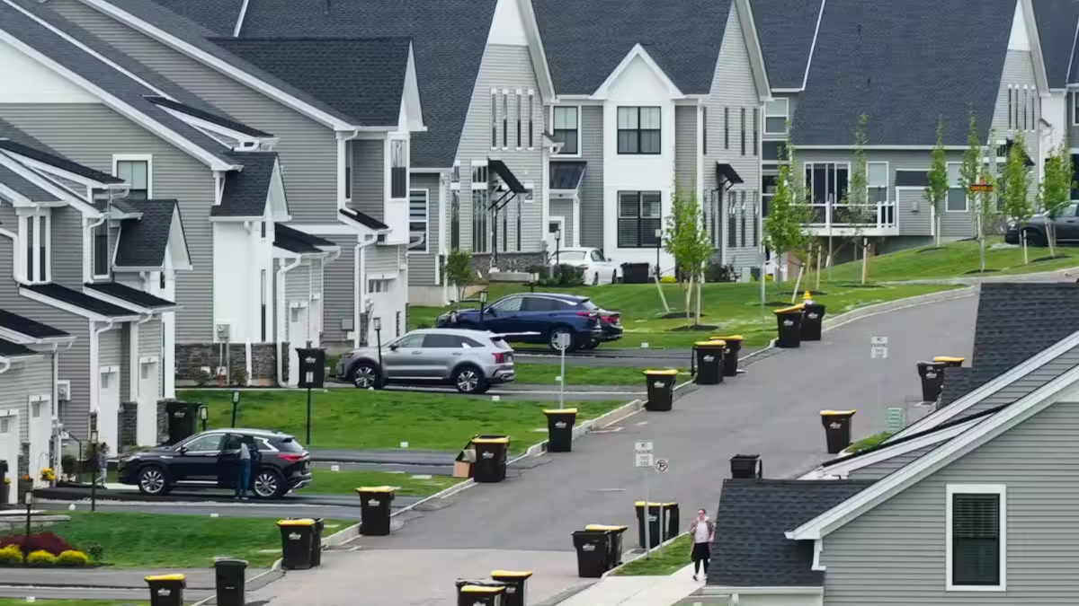 US Homebuyers Gain More Leverage as Homes for Sale Reach a Nearly Seven-Year High