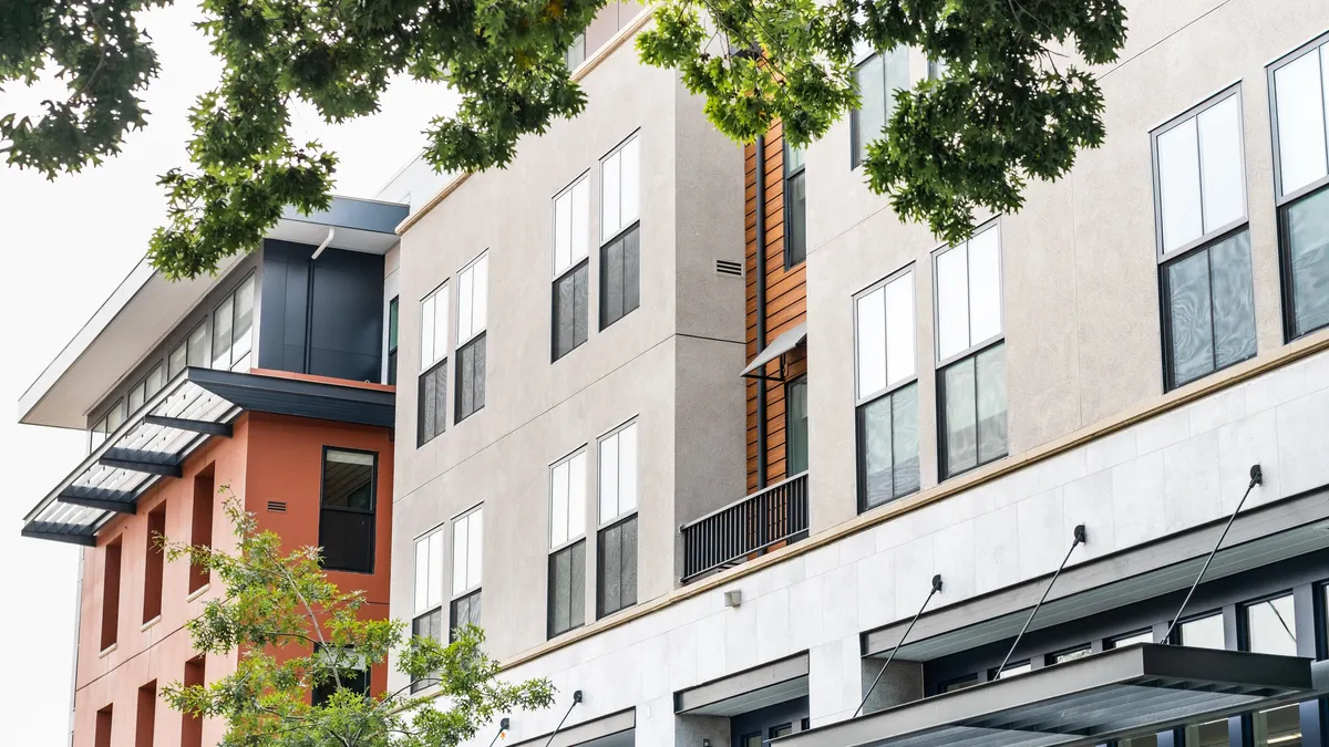 ApartmentBuildings.com 100 Returns for 2026 With Focus on Multifamily Real Estate Leaders