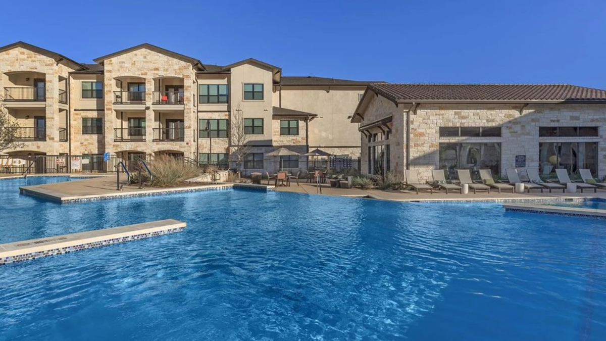 Bow River Capital Buys 456-Unit Texas Apartment Community With $53.9 Million Financing
