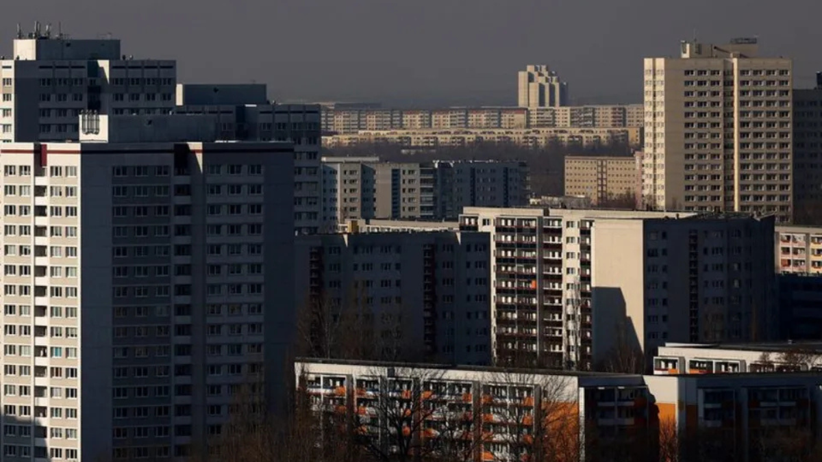 German Home Prices Rise for Seventh Quarter but Recovery Loses Momentum