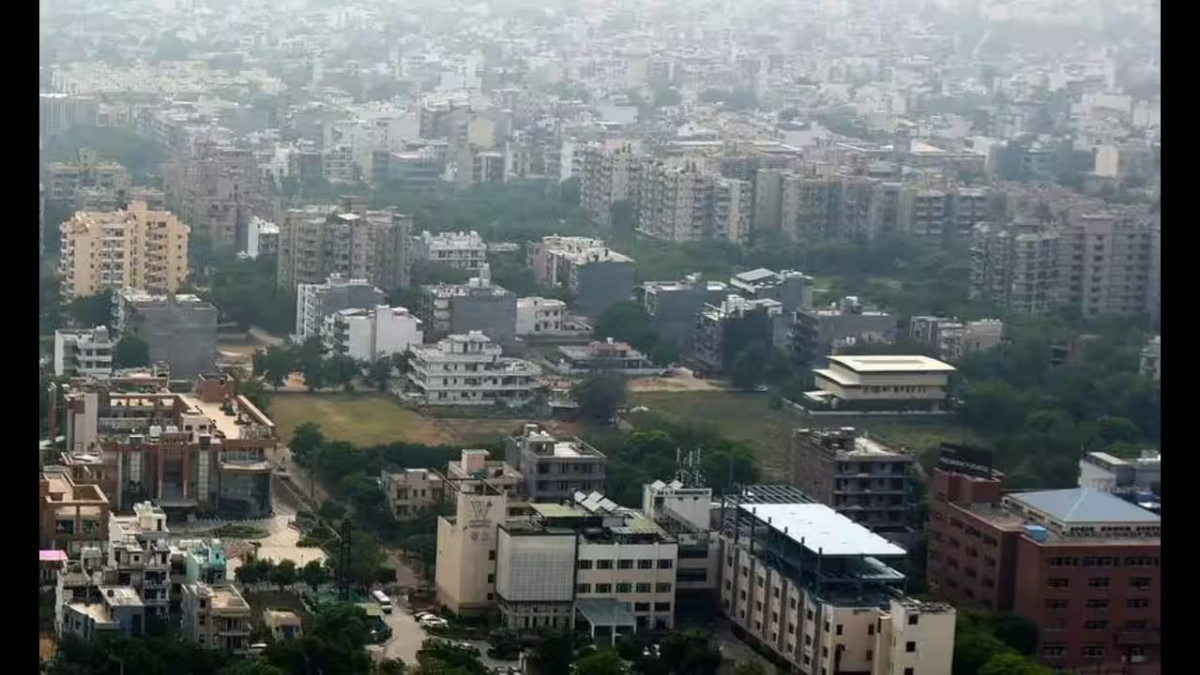 Gurugram Targets 30 Buildings in Sushant Lok-3 Over Unauthorised PGs and Commercial Use
