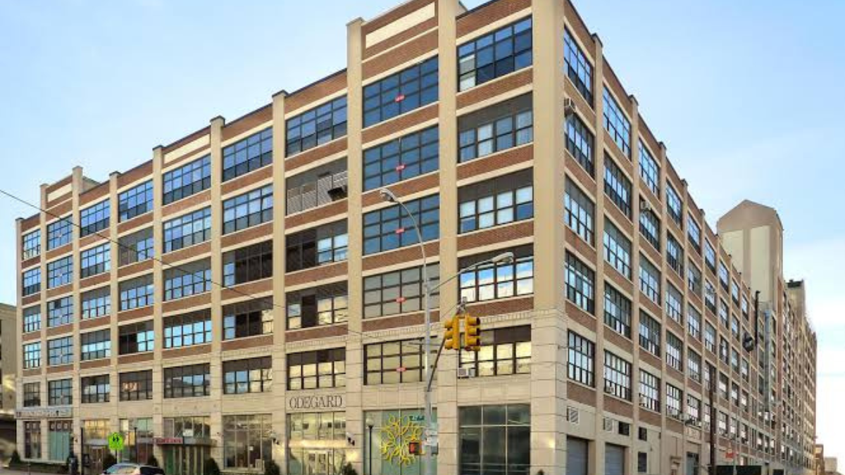 Brooklyn Loft Building Sells for $30 Million Despite Lower Price Than a Decade Ago