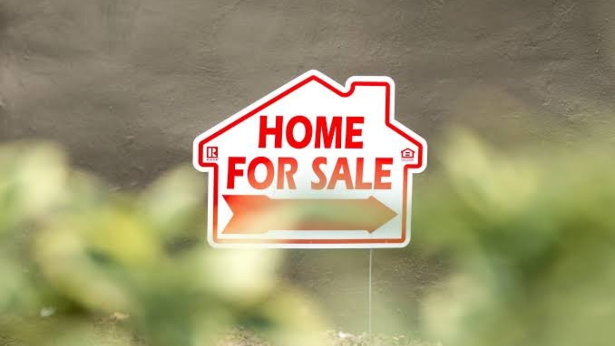 Pending Home Sales Rise 0.3% in August, Down 4.7% YoY