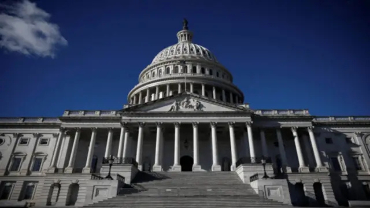US Mortgage Rates Top 7% as Treasury Yields Climb