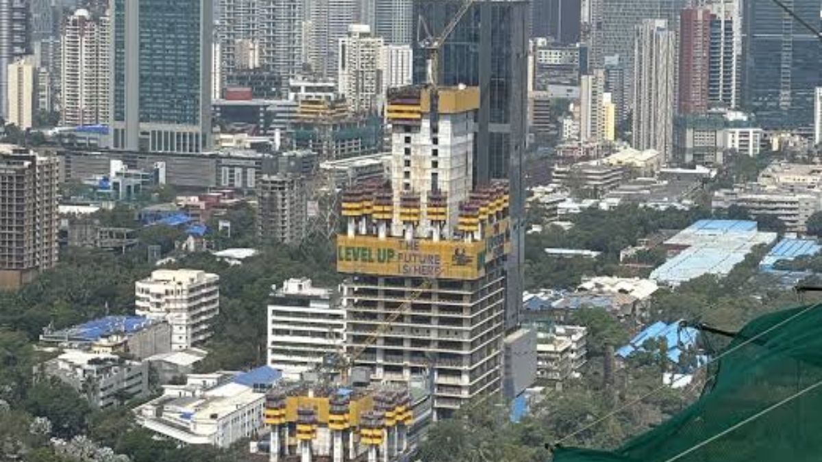Bombay High Court Restores Turf View Project De-Registration and Promoter Change for Prestige