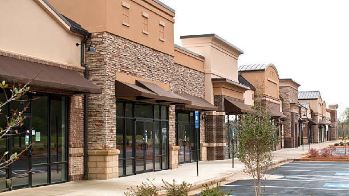 Record $6.38 Diesel Squeezes US Retail Real Estate