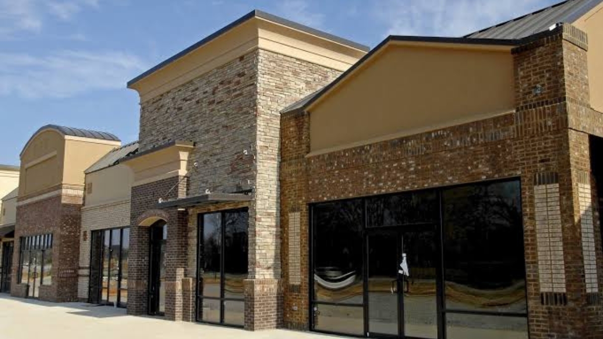 Record $6.38 Diesel Squeezes US Retail Real Estate