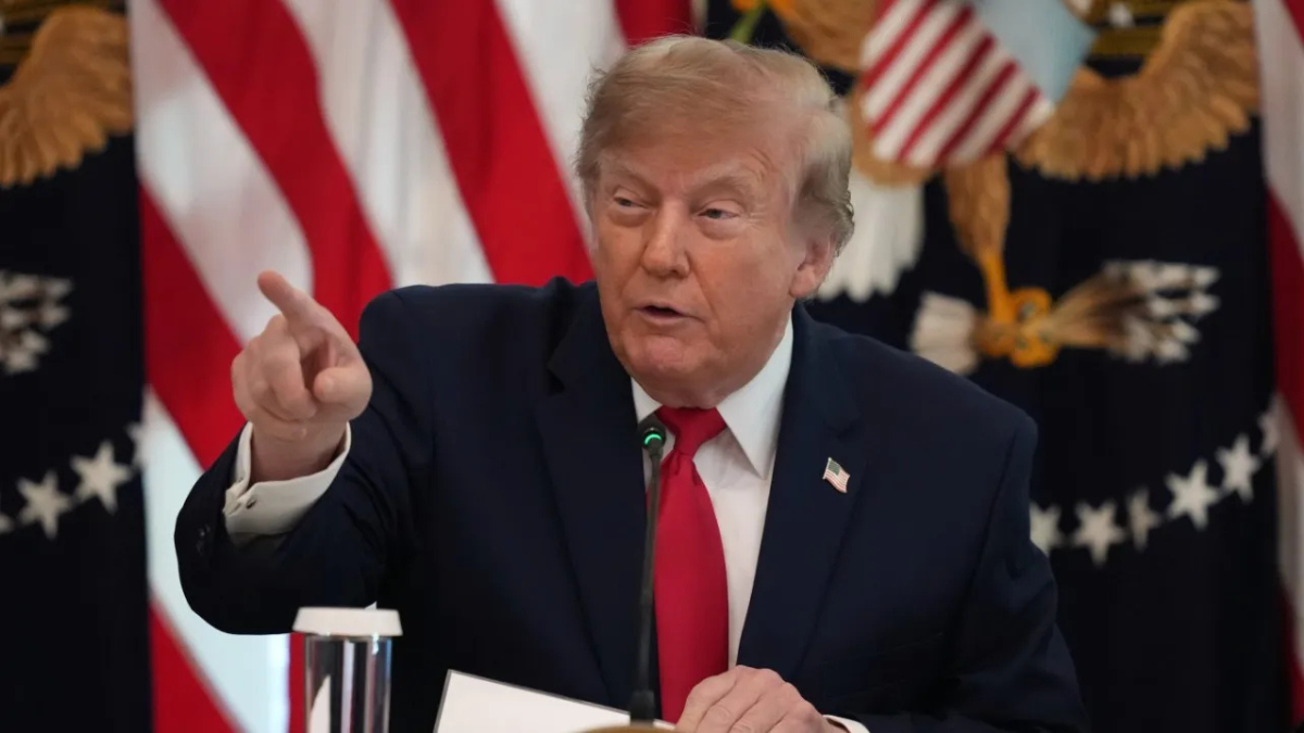 Trump Signs Order to Cut Mortgage Costs and Expand Housing Affordability