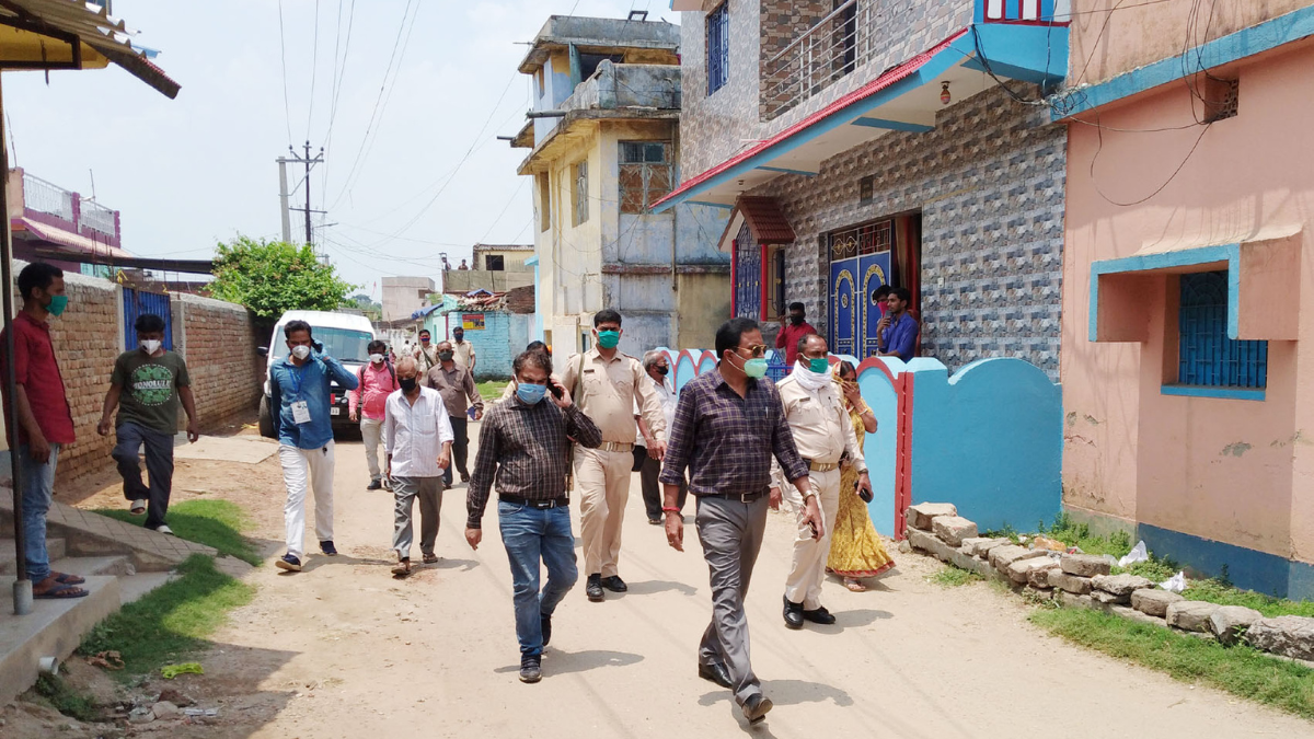 Dhanbad Identifies 180 Houses on Government Land as Eviction Risk Grows